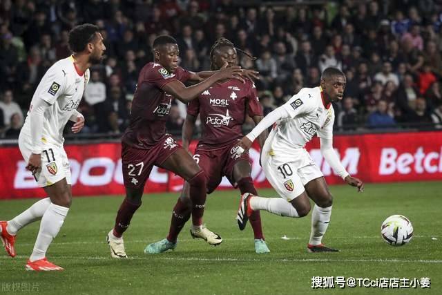 足协：为保障国足冲击世界杯 拟申办世预赛附加赛